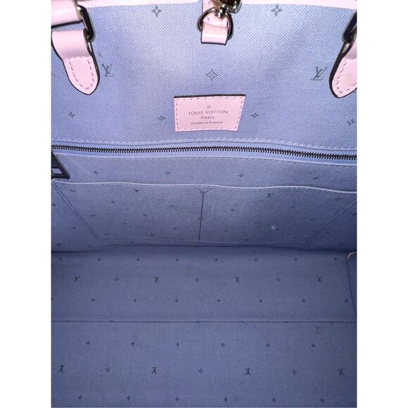 Louis Vuitton Monogram Coated Canvas Escale OnTheGo GM Tote Bag Pink Pastel - Picture 9 of 13